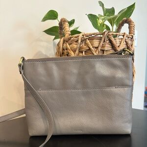 Fiona Small E/W Crossbody